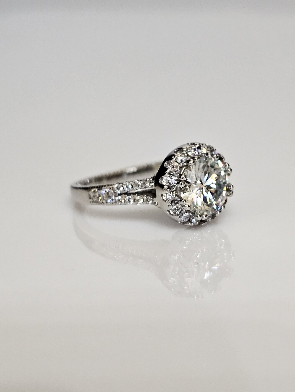 Genuine Moissanite 3 Carat Ring 18K White Gold Vermeil Size 8! - Picture 5 of 15